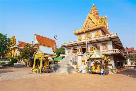 Wat Ounalom in Phnom Penh - One of Cambodia's Oldest Buddhist Temples – Go Guides