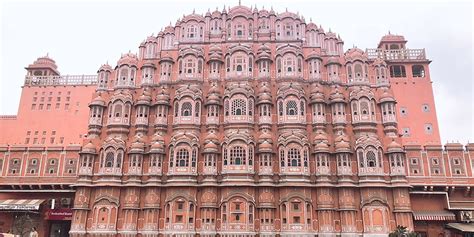 Top 7 Historical Places in Jaipur: Hawa Mahal, City Palace, Amer Fort