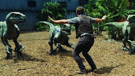 'Jurassic World' released a clip of Chris Pratt playing with a baby ...