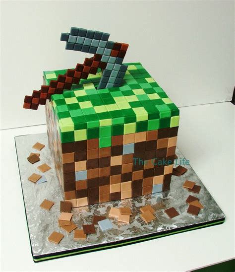 Dirt Block Cake | Minecraft birthday cake, Minecraft birthday ...