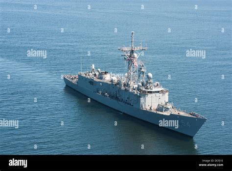 US Navy Oliver Hazard Perry-class guided-missile frigate USS Ford ...