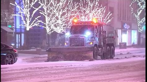 Track crews with City of Chicago’s plow tracker website | WGN-TV