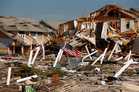 Hurricane Michael devastates Mexico Beach, Florida - CBS News