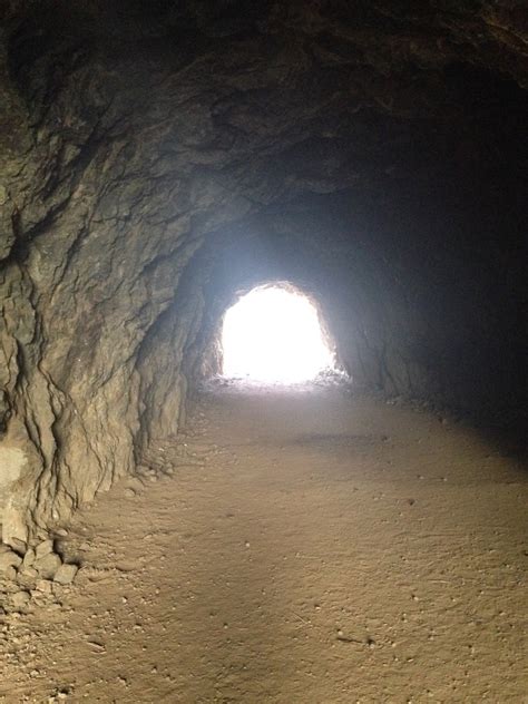 BRONSON CANYON BAT CAVE: Hollywood's Intergalactic Go-to Spot for Sci-Fi Flicks - California ...