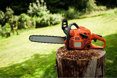 Husqvarna 350 Chainsaw Review and Specs