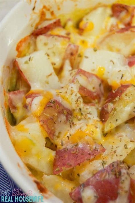 Easy Baked Cheesy Ranch Potatoes