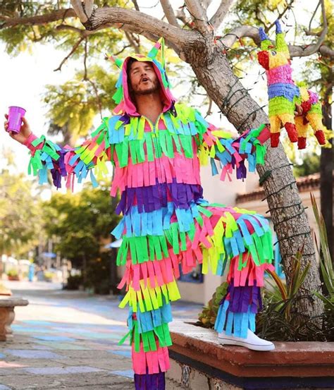 Pinata Costume Men