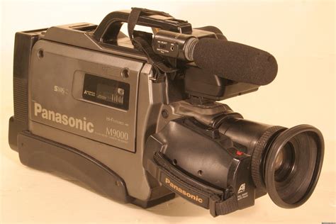 90's Video Studio: Panasonic M9000 S-VHS Video Camera Review