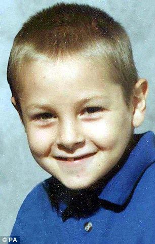 How a tiny head shake gave away child killer bus driver Darren Vickers | Daily Mail Online