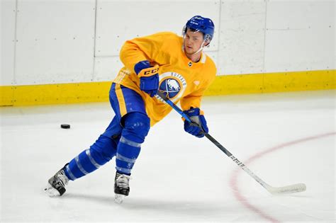 Ralph Krueger confident Jeff Skinner will bounce back for Sabres ...