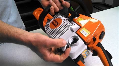 How to Properly Remove and Realign the Fuel Cap on a MS250 Stihl ...