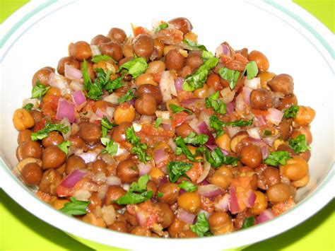 SANJEEV KAPOOR TIPS: Chana Chat