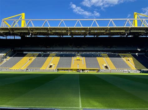 Groundhopper Soccer Guides | Borussia Dortmund Stadium Tour