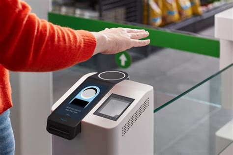 Amazon Reveals Palm-Scanning Retail Technology