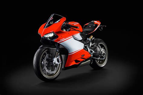 DUCATI 1199 Superleggera (2014-2014) Specs, Performance & Photos ...