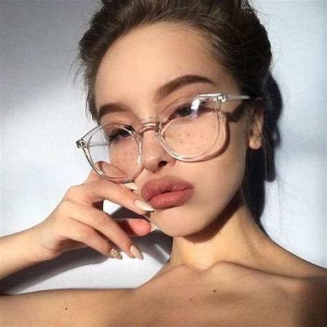 Fausses lunettes de vue transparentes | Fashion eye glasses, Fashion eyeglasses, Eyeglasses for ...