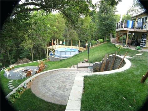 32 Popular Terraced Landscaping Slope Yard Design Ideas - MAGZHOUSE