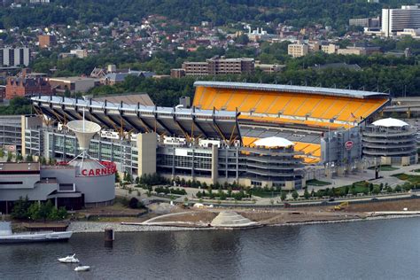 THE PITTSBURGH STEELERS - A BRIEF HISTORY September 4, 2013