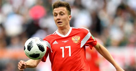 Golovin deal agreed, CSKA player reveals Chelsea move - Football365