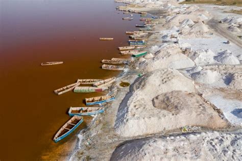 Pink Lake Senegal - Senegalski.com