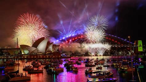 New Year’s Eve: Millions turn out for fireworks in Sydney while ...