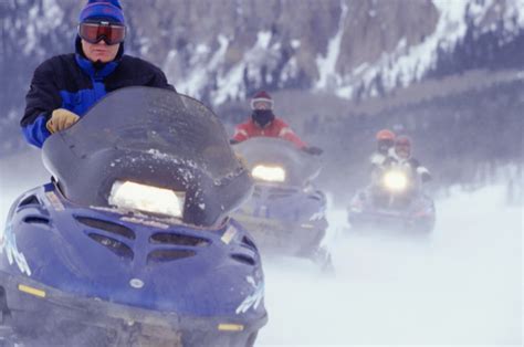 Best Upper Peninsula Michigan Snowmobiling Trails