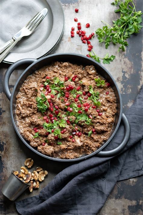 Fesenjan - Persian Walnut Stew (Fesenjoon) | Veggie Desserts