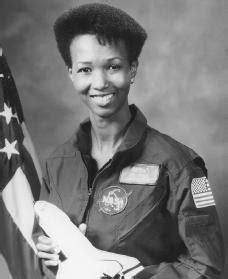 Mae Jemison Biography - life, family, childhood, children, parents, school, young, information ...