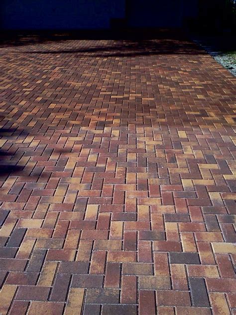 Sealing your pavers brings out the true color and beauty. | Diy patio ...