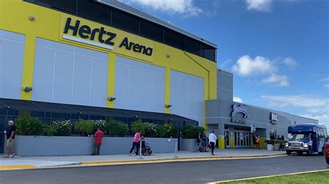 Hertz Arena shelter closes, evacuees scramble