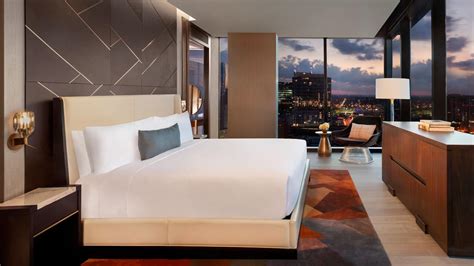 Downtown Nashville, TN Hotels on Broadway | Grand Hyatt Nashville