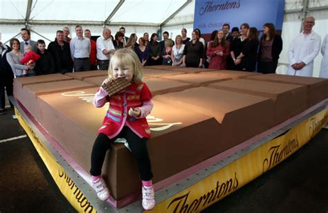 Thornton Breaks Record For Biggest Chocolate Bar In The World