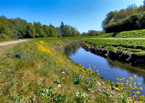 River Mersey © Brian Frost cc-by-sa/2.0 :: Geograph Britain and Ireland