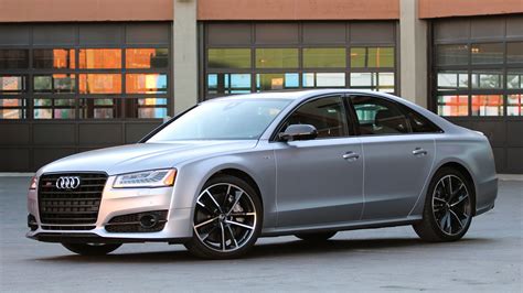 Review: 2016 Audi S8 Plus