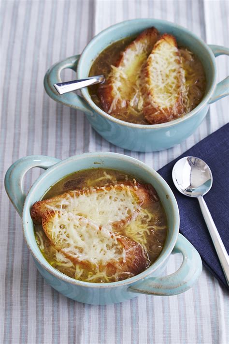 Slow Cooker French Onion Soup Recipe | Old Farmer's Almanac