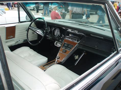 1965 Buick Riviera coupe | 1965 Buick Riviera coupe interior… | Flickr
