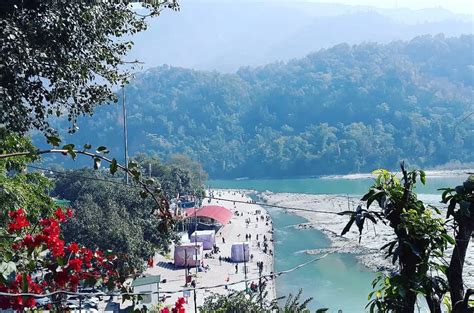 Triveni Ghat Aarti: Explore Evening Timings in Rishikesh