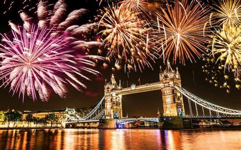 New Years Eve London Official Fireworks & Events Guide 2023-2024, London Eye - London, England ...