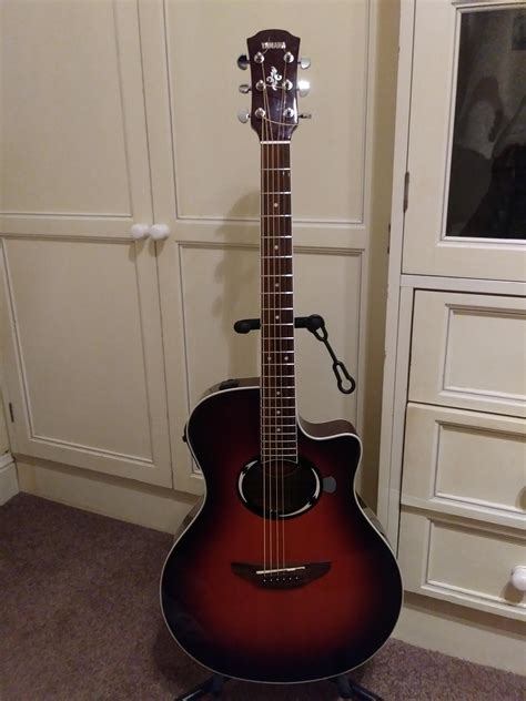 Yamaha APX500 OVS. Cleaned and restrung, happy to have new strings and a clean fretboard! : r ...