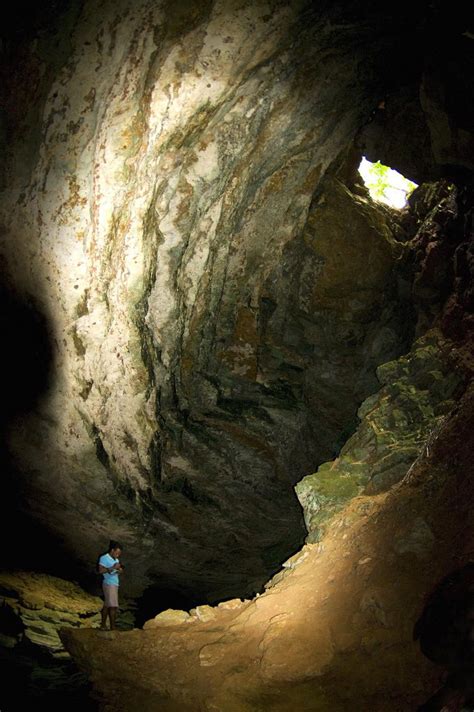 Chapada Diamantina: Caves and falls from another world | Painting