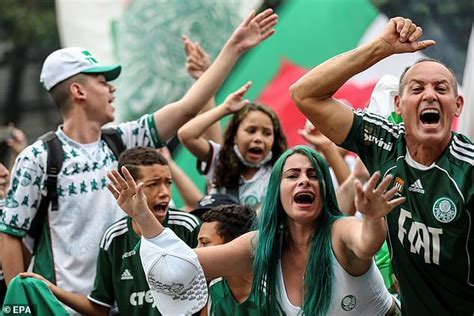 Club World Cup: Palmeiras fans gather in hundreds to give team big send ...