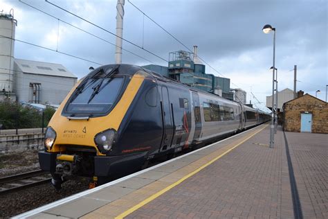 Avanti West Coast Super Voyager 221110 | Seen at Warrington … | Flickr