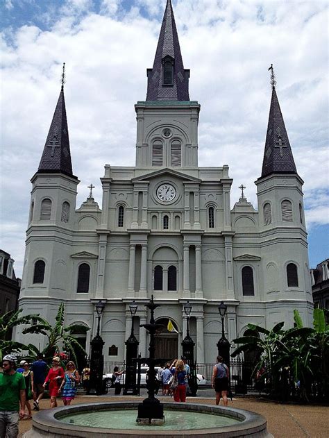 Cathedral at Jackson Square in New Orleans. Had a great Sunday mass. | Cathedral, Barcelona ...