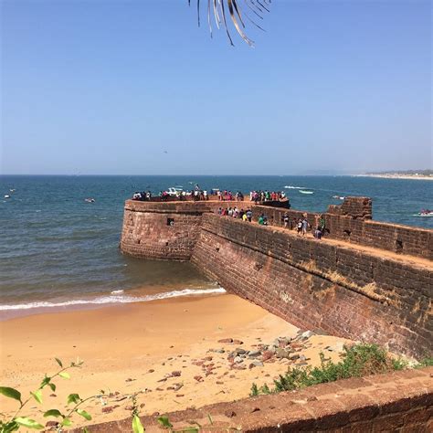 Fort Aguada Beach (Goa) - All You Need to Know BEFORE You Go