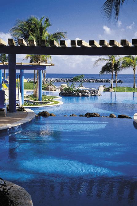 10 Best Embassy Suites Pools