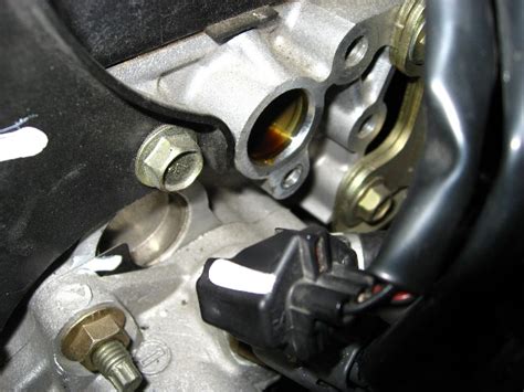 2005 Nissan altima camshaft position sensor replacement