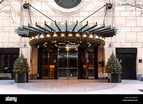 Four Seasons Hotel, New York, USA Stock Photo - Alamy