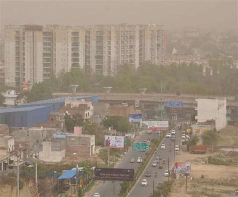 Ghaziabad Weather Update: धूल भरी आंधी से आकाश में धूल का गुबार, जानें अगले पांच दिनों तक कैसा ...