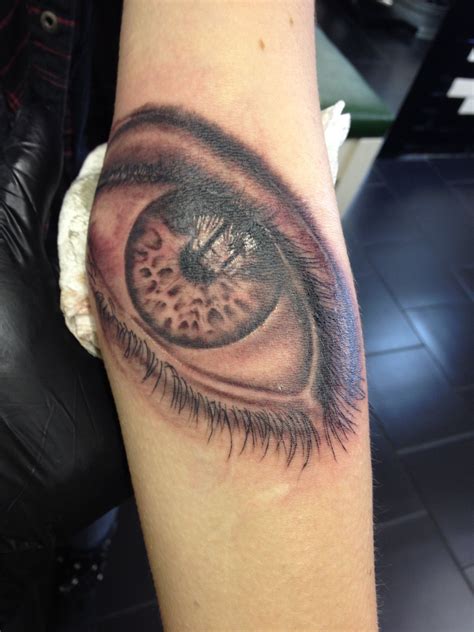 Realistic eye tattoo | Eye tattoo, Realistic eye tattoo, Shoulder tattoo