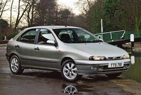 Fiat Brava Hatchback (1995 - 2002) Photos | Parkers